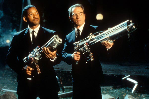 movies to watch when bored Men in Black (1997)