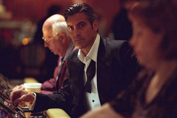 best gambling movies of all time Ocean's Eleven (2001)