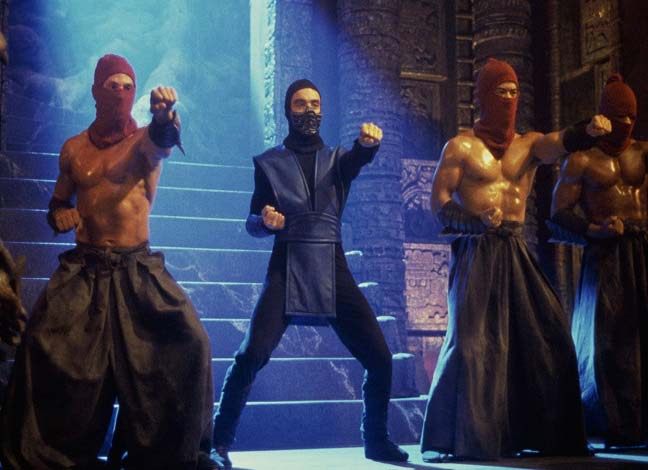 Christopher Lambert and François Petit in Mortal Kombat (1995)